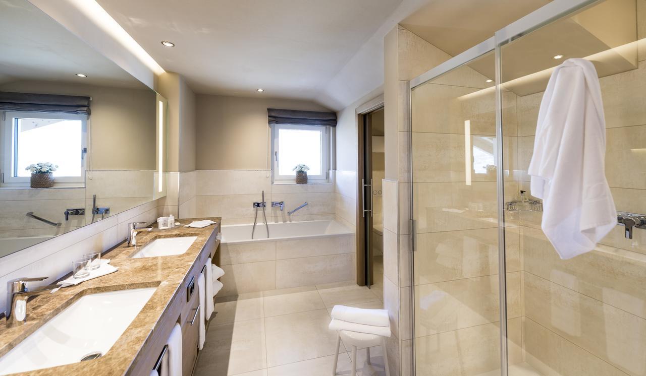 Superior King Suite