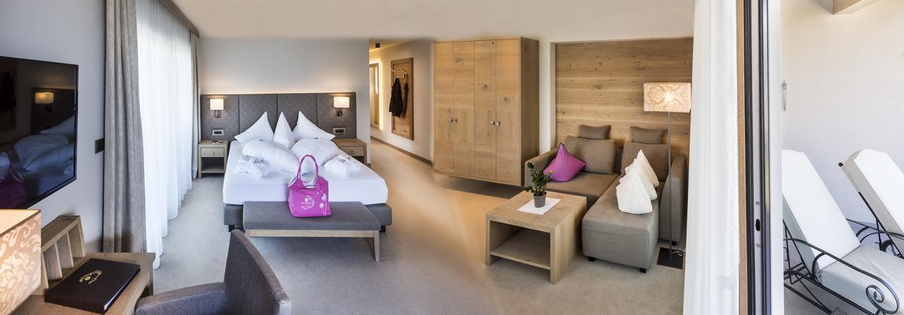 Superior King Suite